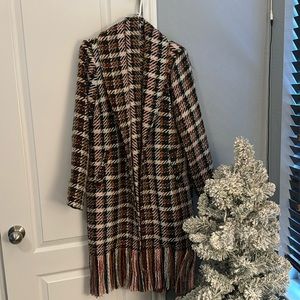Gorgeous CAbi coat with fringe detail and belt Size M